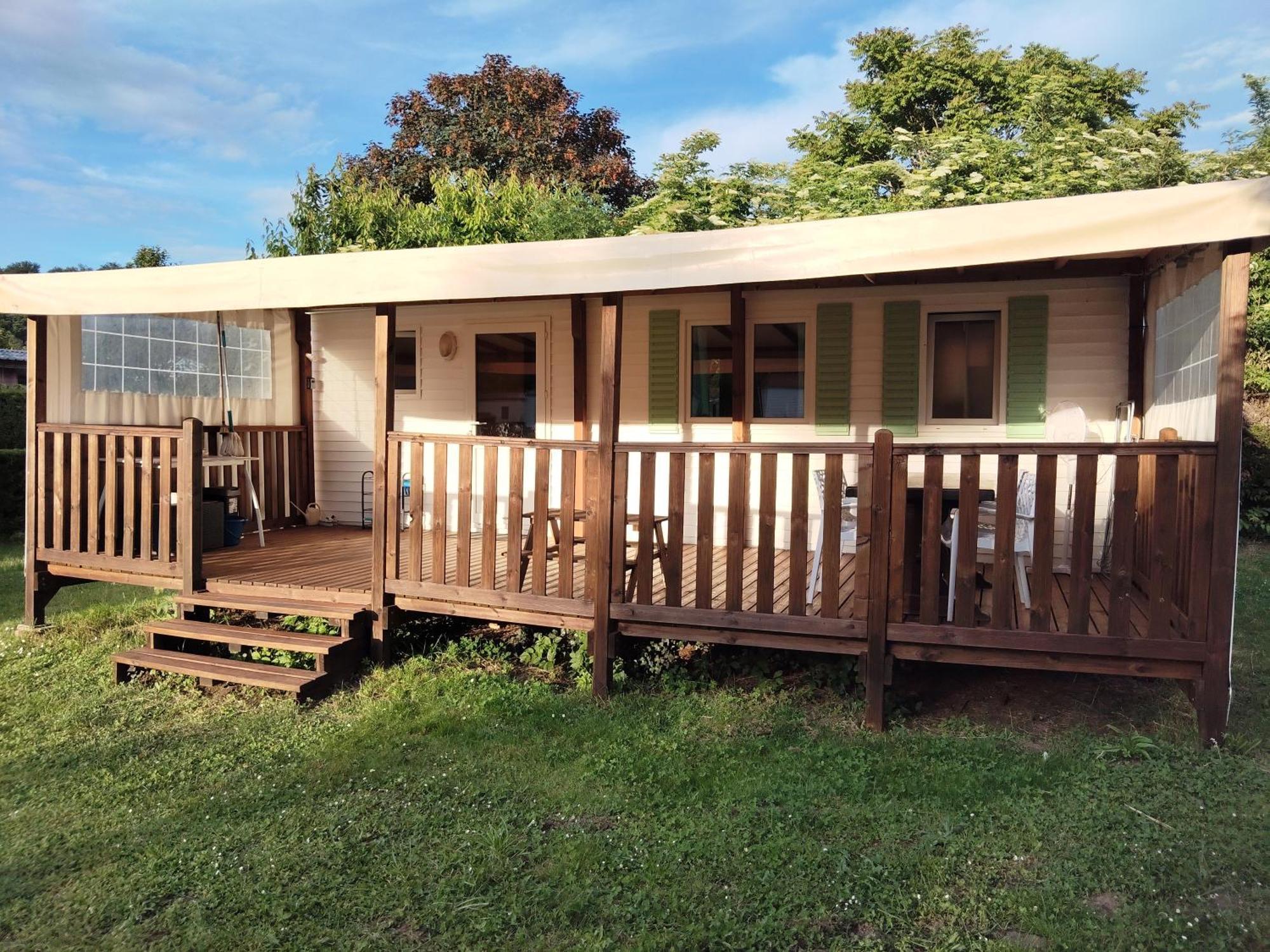 Mobil Home For Chilling Out Camping Park *** Foix Dış mekan fotoğraf